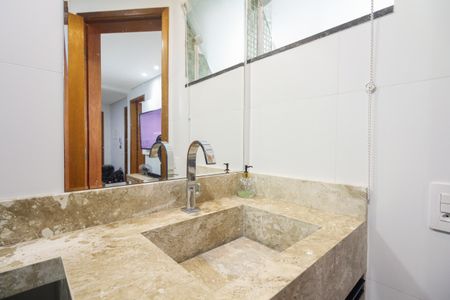 Apartamento à venda com 46m², 2 quartos e 1 vagaBanheiro 