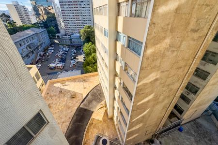 Studio à venda com 29m², 1 quarto e sem vaga Studio à venda com 29m², 1 quarto e sem vagaVista da Rua