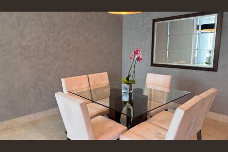 Casa à venda com 225m², 3 quartos e 2 vagasSala de Jantar