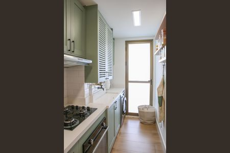 Apartamento à venda com 67m², 2 quartos e 1 vaga Apartamento à venda com 67m², 2 quartos e 1 vagaCozinha e Área de Serviço