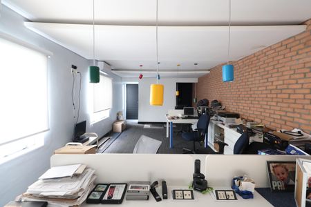 Casa à venda com 240m², 1 quarto e 2 vagasQuarto