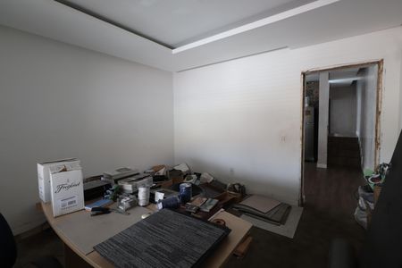 Casa à venda com 240m², 1 quarto e 2 vagasSala