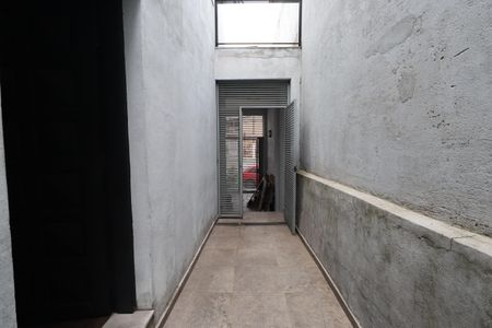 Casa à venda com 240m², 1 quarto e 2 vagasCorredor