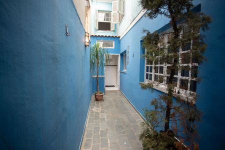 Casa à venda com 300m², 4 quartos e 2 vagas Casa à venda com 300m², 4 quartos e 2 vagasÁrea Externa