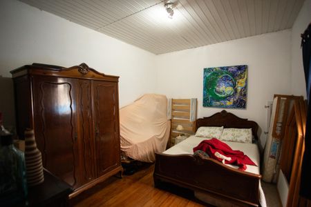 Casa à venda com 300m², 4 quartos e 2 vagas Casa à venda com 300m², 4 quartos e 2 vagasCasa 2 Quarto