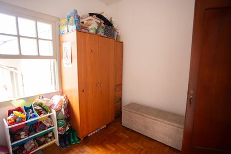 Casa à venda com 300m², 4 quartos e 2 vagas Casa à venda com 300m², 4 quartos e 2 vagasCasa 4 Quarto