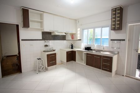 Casa à venda com 300m², 4 quartos e 2 vagas Casa à venda com 300m², 4 quartos e 2 vagasCozinha - Casa 1