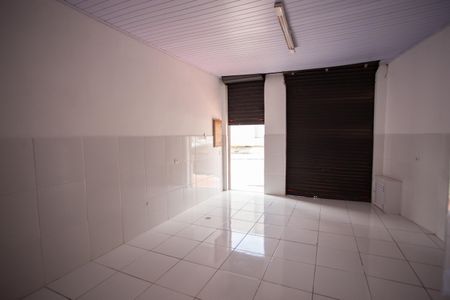 Casa à venda com 300m², 4 quartos e 2 vagas Casa à venda com 300m², 4 quartos e 2 vagasGaragem