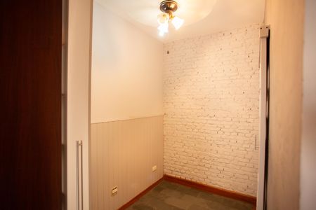 Casa à venda com 300m², 4 quartos e 2 vagas Casa à venda com 300m², 4 quartos e 2 vagasSuíte - Casa 1