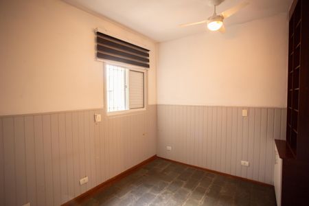 Casa à venda com 300m², 4 quartos e 2 vagas Casa à venda com 300m², 4 quartos e 2 vagasSuíte - Casa 1