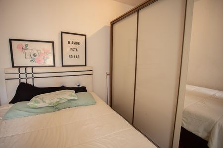 Casa à venda com 300m², 4 quartos e 2 vagas Casa à venda com 300m², 4 quartos e 2 vagasCasa 4 Sala