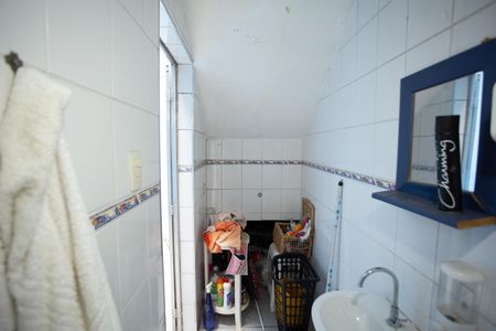 Casa à venda com 300m², 4 quartos e 2 vagas Casa à venda com 300m², 4 quartos e 2 vagasCasa 2  Banheiro