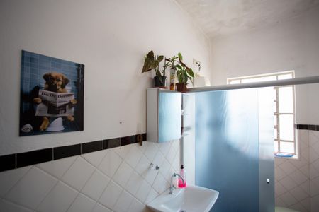 Casa à venda com 300m², 4 quartos e 2 vagas Casa à venda com 300m², 4 quartos e 2 vagasCasa 4 Banheiro