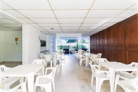 Apartamento à venda com 98m², 3 quartos e 1 vagaÁrea comum - Salão de festas