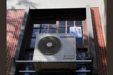 Apartamento para alugar com 129m², 3 quartos e 2 vagasAdesivo