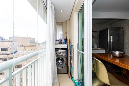 Apartamento à venda com 123m², 2 quartos e 3 vagas Apartamento à venda com 123m², 2 quartos e 3 vagasSacada