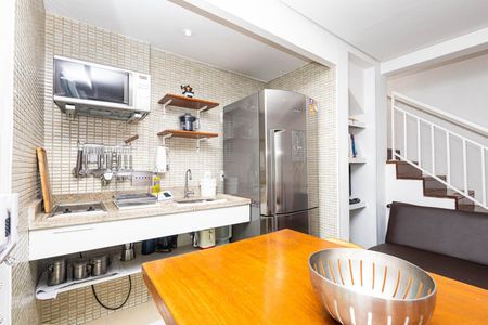 Apartamento à venda com 123m², 2 quartos e 3 vagas Apartamento à venda com 123m², 2 quartos e 3 vagasÁrea de Serviço