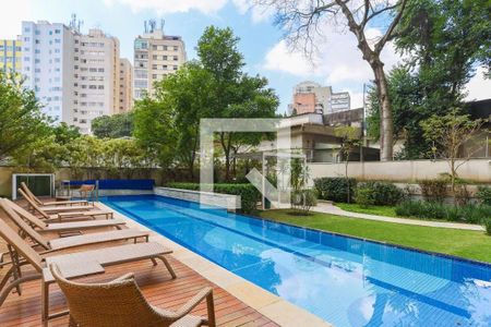 Apartamento à venda com 123m², 2 quartos e 3 vagas Apartamento à venda com 123m², 2 quartos e 3 vagasÁrea comum - Piscina
