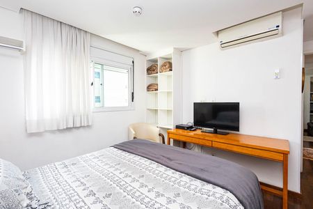 Apartamento à venda com 123m², 2 quartos e 3 vagas Apartamento à venda com 123m², 2 quartos e 3 vagasQuarto 1