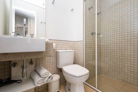 Apartamento à venda com 123m², 2 quartos e 3 vagas Apartamento à venda com 123m², 2 quartos e 3 vagasBanheiro Social