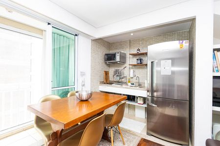 Apartamento à venda com 123m², 2 quartos e 3 vagas Apartamento à venda com 123m², 2 quartos e 3 vagasCozinha