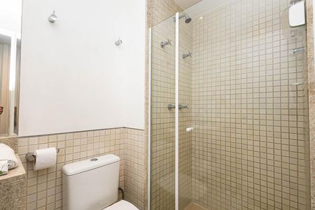 Apartamento à venda com 123m², 2 quartos e 3 vagas Apartamento à venda com 123m², 2 quartos e 3 vagasBanheiro Social