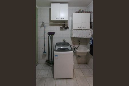 Casa à venda com 105m², 3 quartos e 1 vaga Casa à venda com 105m², 3 quartos e 1 vagaÁrea de Serviço