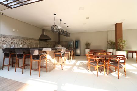 Apartamento à venda com 79m², 2 quartos e 2 vagasÁrea comum - Churrasqueira