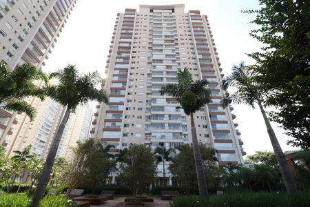 Apartamento à venda com 79m², 2 quartos e 2 vagasFachada