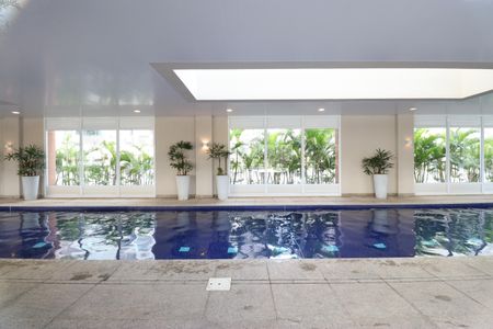 Apartamento à venda com 79m², 2 quartos e 2 vagasPiscina Coberta