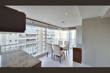 Apartamento à venda com 79m², 2 quartos e 2 vagasVaranda