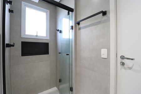 Apartamento à venda com 79m², 2 quartos e 2 vagasBanheiro da Suíte 2