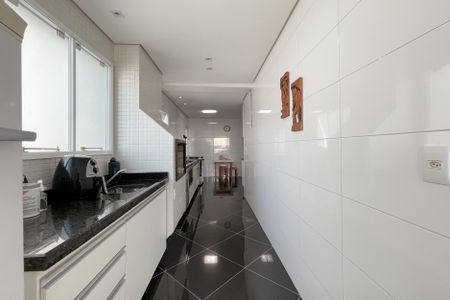 Apartamento à venda com 150m², 3 quartos e 6 vagasCozinha