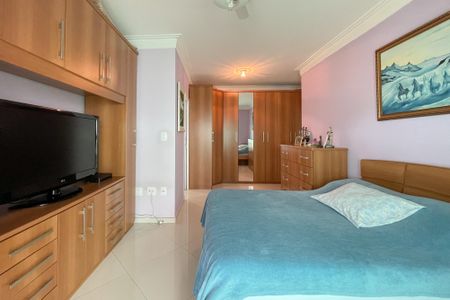 Apartamento à venda com 150m², 3 quartos e 6 vagasSuíte 3