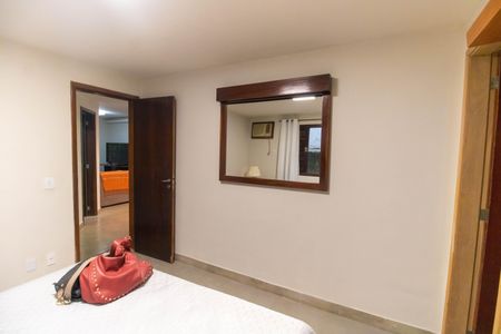 Casa à venda com 750m², 5 quartos e 4 vagas Casa à venda com 750m², 5 quartos e 4 vagasSuíte 1  (Casa 2)