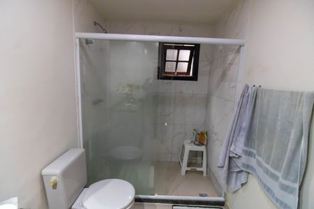 Casa à venda com 750m², 5 quartos e 4 vagas Casa à venda com 750m², 5 quartos e 4 vagasBanheiro da Suíte 1  (Casa 2)