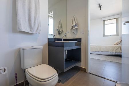 Studio à venda com 32m², 1 quarto e 1 vaga Studio à venda com 32m², 1 quarto e 1 vagaBanheiro