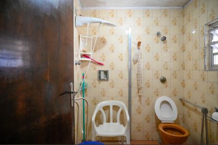 Casa à venda com 160m², 1 quarto e 3 vagas Casa à venda com 160m², 1 quarto e 3 vagasBanheiro
