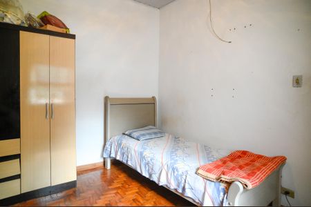 Casa à venda com 160m², 1 quarto e 3 vagas Casa à venda com 160m², 1 quarto e 3 vagasQuarto