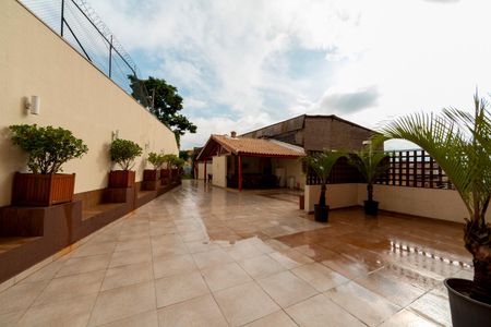 Apartamento à venda com 73m², 2 quartos e 1 vaga Apartamento à venda com 73m², 2 quartos e 1 vagaÁrea comum - Churrasqueira