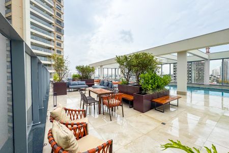 Studio à venda com 25m², 1 quarto e sem vaga Studio à venda com 25m², 1 quarto e sem vagaPiscina
