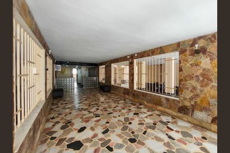 Apartamento à venda com 90m², 2 quartos e sem vagaFachada e portaria