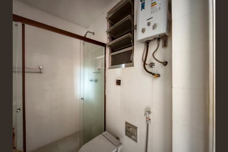 Apartamento à venda com 90m², 2 quartos e sem vagaBanheiro Corredor