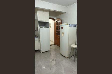 Casa à venda com 159m², 3 quartos e 2 vagas Casa à venda com 159m², 3 quartos e 2 vagasCozinha