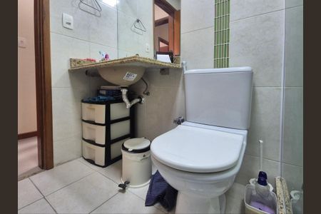 Apartamento à venda com 169m², 3 quartos e 4 vagas Apartamento à venda com 169m², 3 quartos e 4 vagasBanheiro da Suíte 2