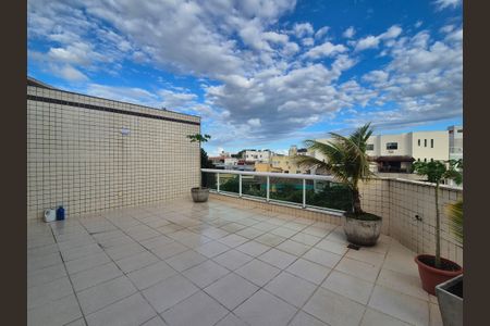 Apartamento à venda com 169m², 3 quartos e 4 vagas Apartamento à venda com 169m², 3 quartos e 4 vagasVaranda