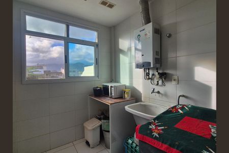 Apartamento à venda com 169m², 3 quartos e 4 vagas Apartamento à venda com 169m², 3 quartos e 4 vagasÁrea de Serviço