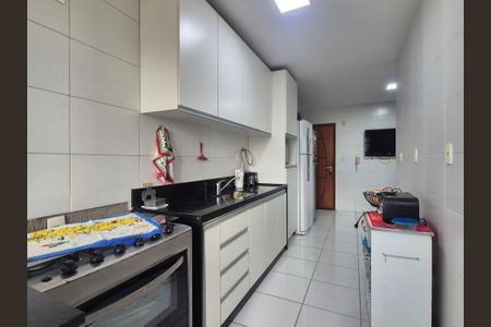 Apartamento à venda com 169m², 3 quartos e 4 vagas Apartamento à venda com 169m², 3 quartos e 4 vagasCozinha