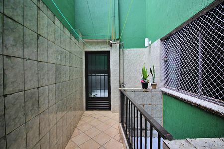 Apartamento à venda com 100m², 2 quartos e 1 vagaÁrea de Serviço