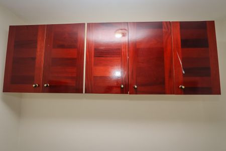 Casa de condomínio à venda com 350m², 3 quartos e 2 vagasQuarto de Serviço